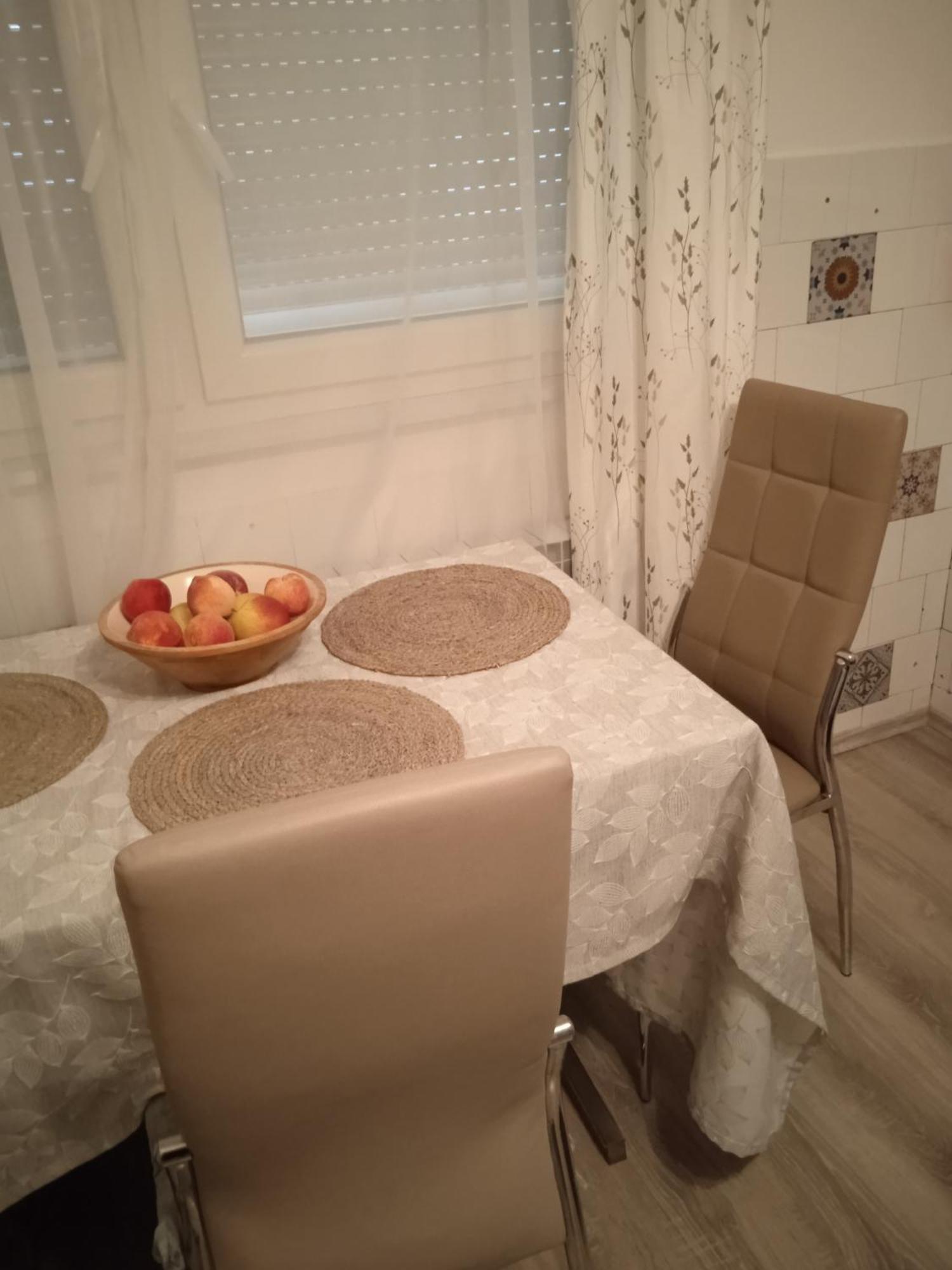 Studio Luna Appartement Karlovac Zewnętrze zdjęcie